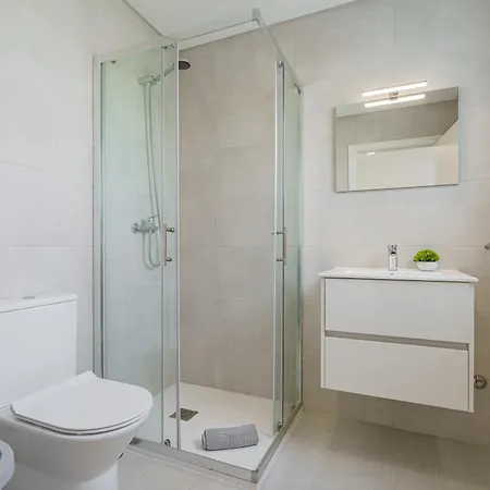 Tropical With Jacuzzi And Private Swimming Pool Santa Barbara (Lisbon)