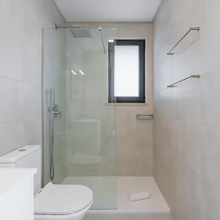 Tropical With Jacuzzi And Private Swimming Pool Santa Barbara (Lisbon)