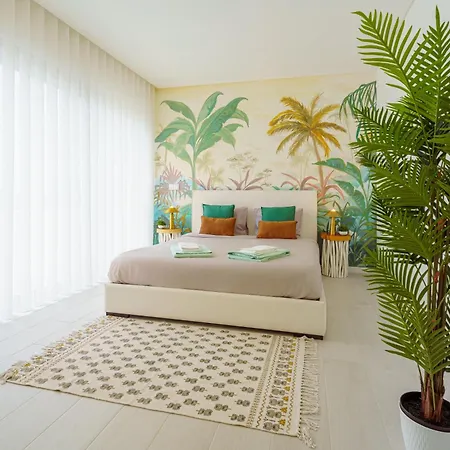 Tropical With Jacuzzi And Private Swimming Pool Santa Barbara (Lisbon)