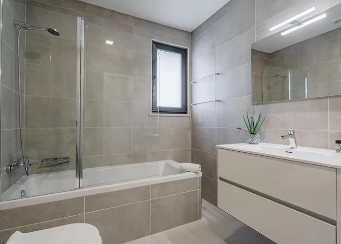 Villa Tropical With Jacuzzi And Private Swimming Pool Santa Barbara (Lisbon)