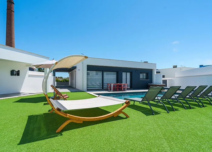 Tropical With Jacuzzi And Private Swimming Pool * Santa Barbara (Lisbon)